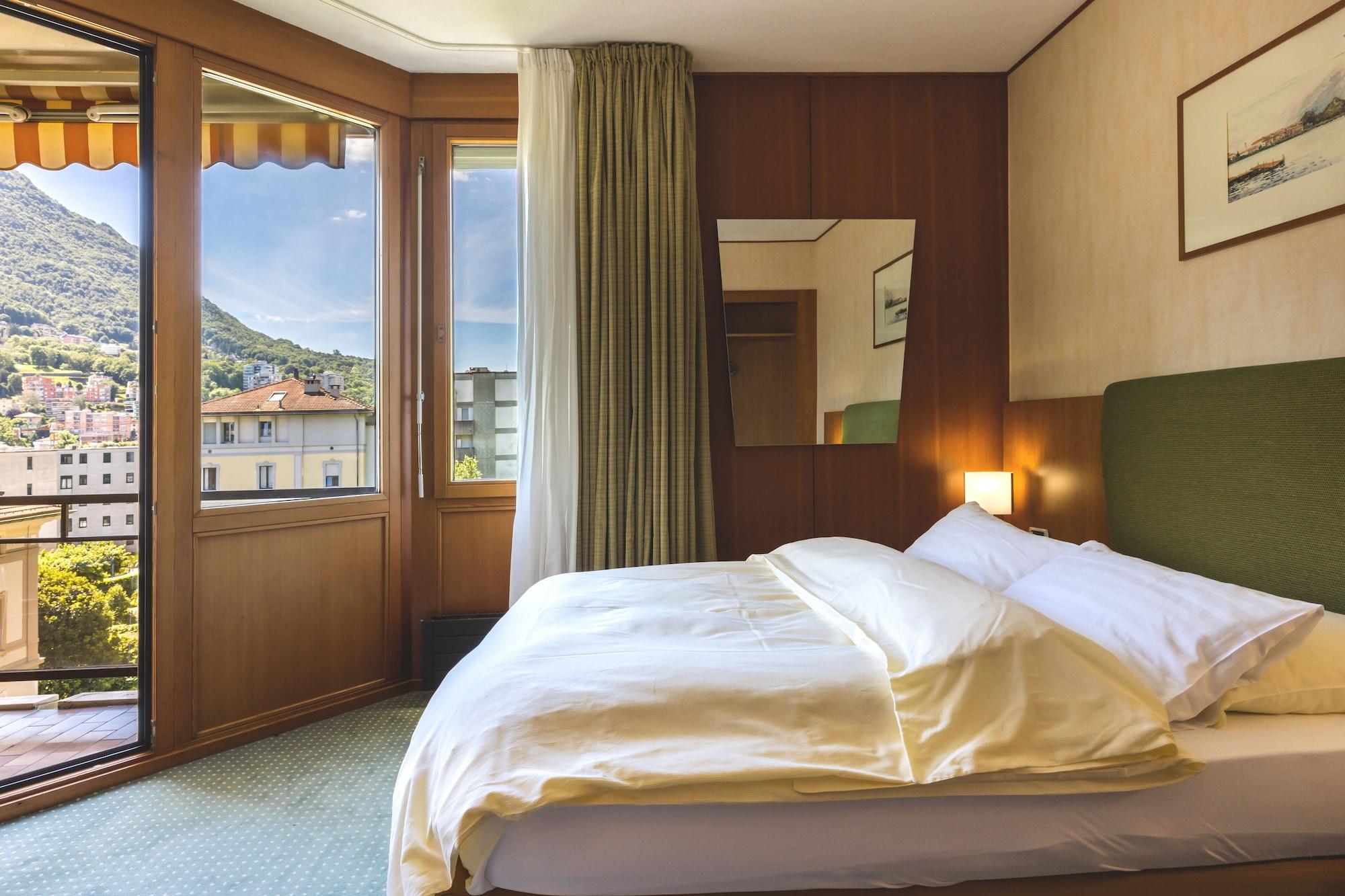 Delfino Hotel