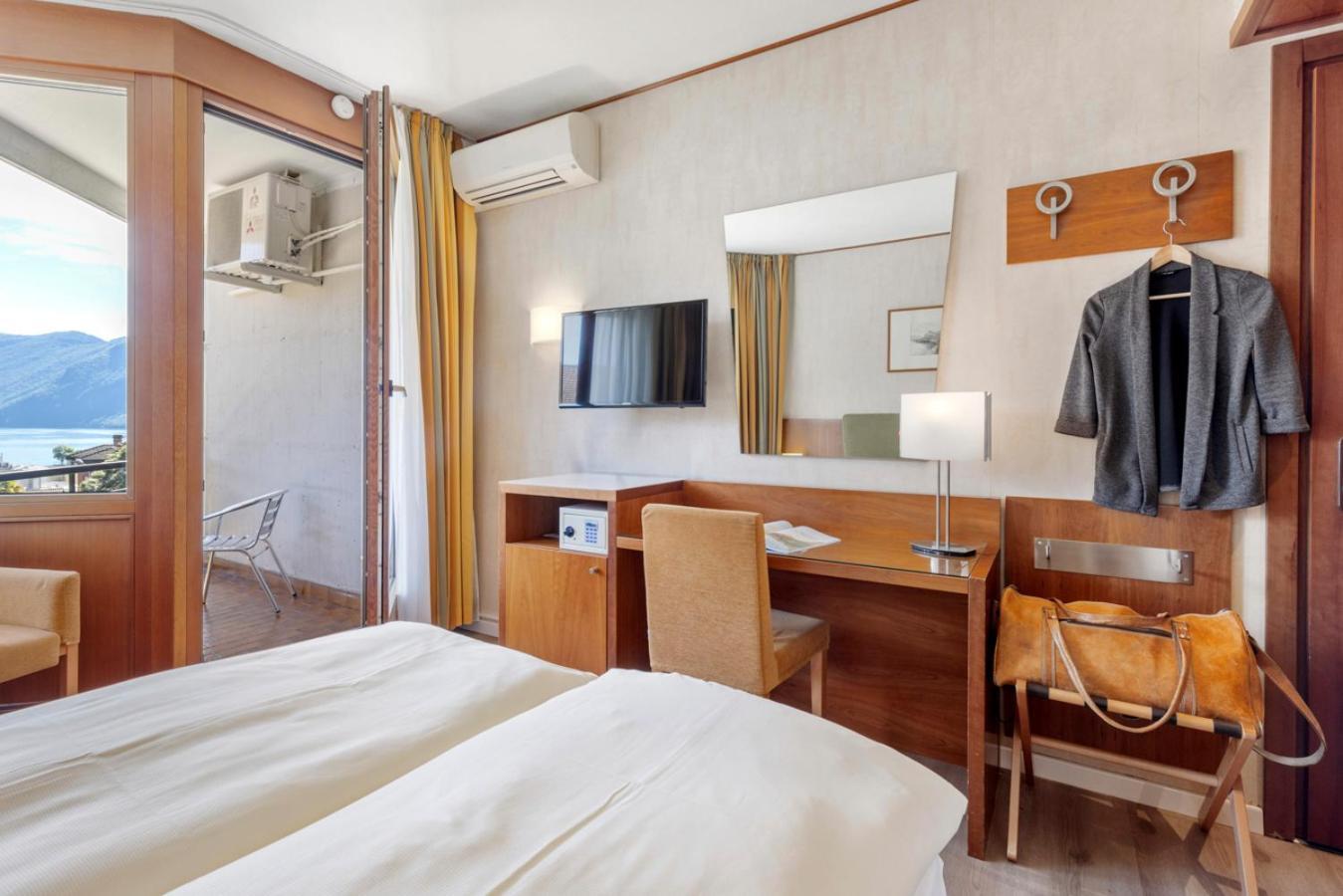 Delfino Hotel 3*