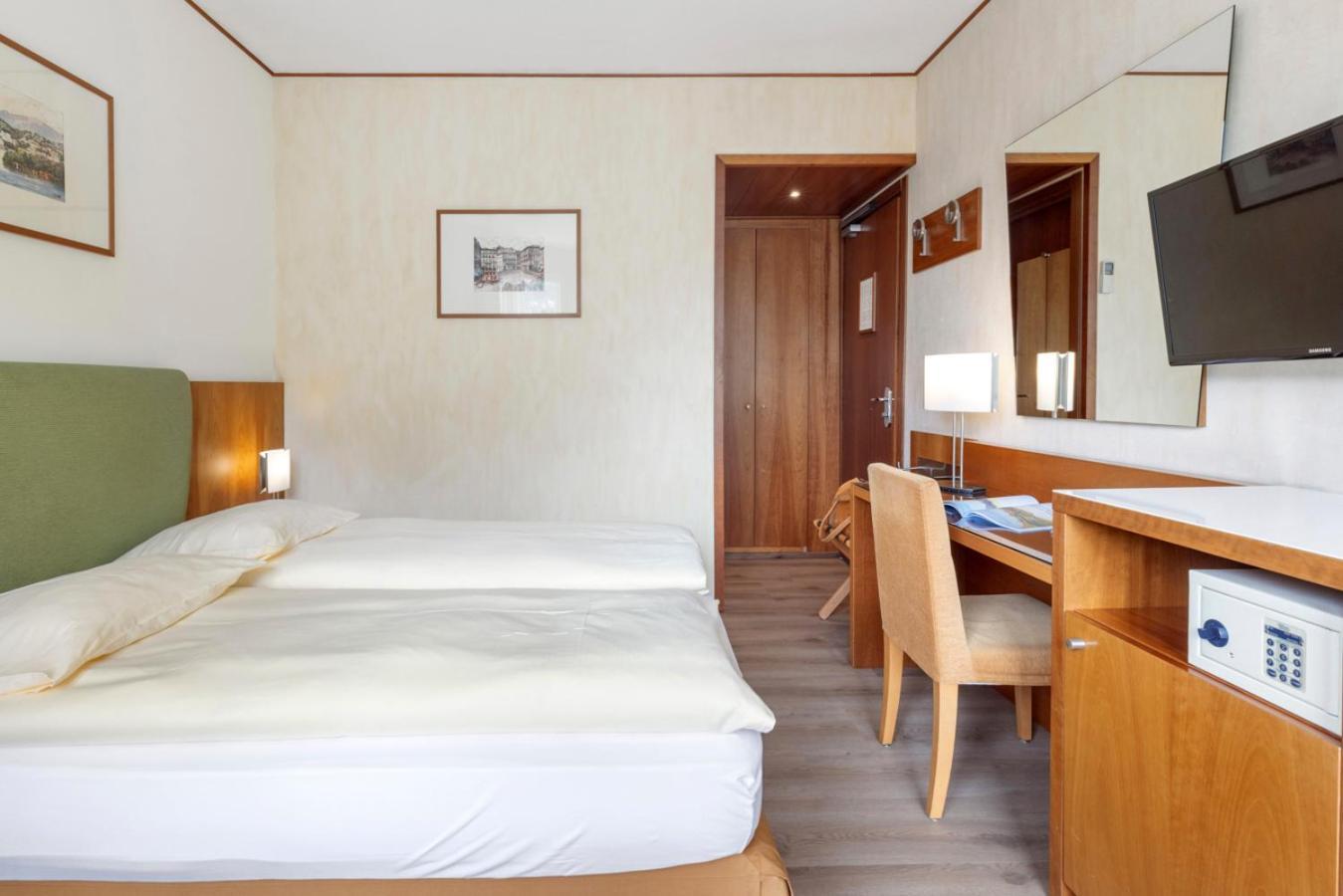 Hotel Delfino 3*